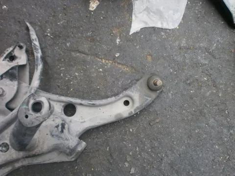 Ψαλίδι Εμπρός Αριστερό για SUZUKI SWIFT (2008 - 2011) (RS)