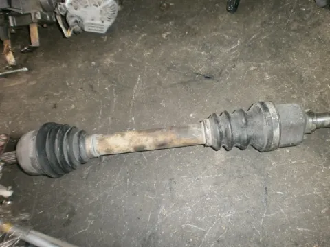 Ημιαξόνιο Εμπρός Αριστερό για PEUGEOT 206 (1998 - 2002) (2A) (2C) (T3E) Ημιαξόνιο Εμπρός Αριστερό για PEUGEOT 206 (1998 - 2002) (2A) (2C) (T3E)