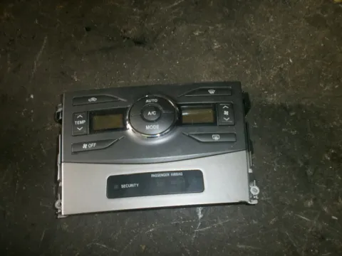 Χειριστήρια Καλοριφέρ για TOYOTA COROLLA (2007 - 2010) Χειριστήρια Καλοριφέρ για TOYOTA COROLLA (2007 - 2010)
