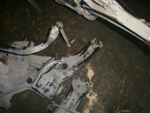 Ψαλίδι Εμπρός Αριστερό για FORD FIESTA (2008 - 2012) Mk6 (JA8) Ψαλίδι Εμπρός Αριστερό για FORD FIESTA (2008 - 2012) Mk6 (JA8)