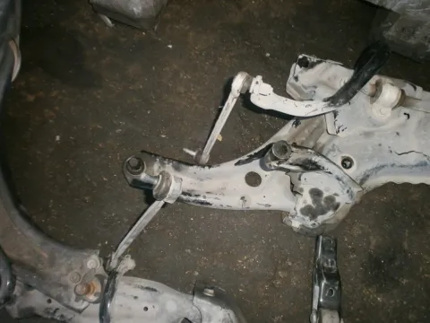Ψαλίδι Εμπρός Δεξί για FORD FIESTA (2008 - 2012) Mk6 (JA8) Ψαλίδι Εμπρός Δεξί για FORD FIESTA (2008 - 2012) Mk6 (JA8)
