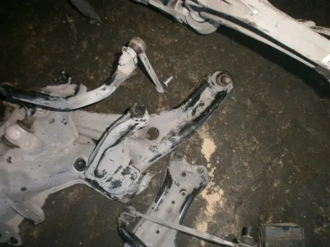 Ψαλίδι Εμπρός Αριστερό για FORD FIESTA (2008 - 2012) Mk6 (JA8) Ψαλίδι Εμπρός Αριστερό για FORD FIESTA (2008 - 2012) Mk6 (JA8)