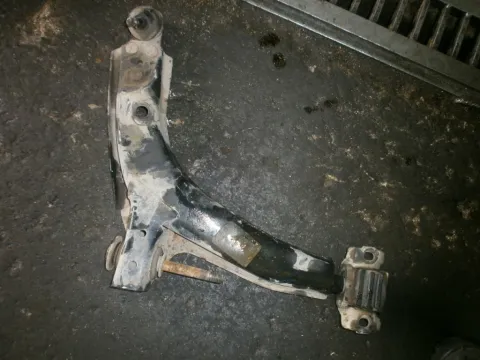 Ψαλίδι Εμπρός Δεξί για CHEVROLET - DAEWOO LANOS (1997 - 2000) (T100) 1350 A13SM petrol 75 8V Ψαλίδι Εμπρός Δεξί για CHEVROLET - DAEWOO LANOS (1997 - 2000) (T100) 1350 A13SM petrol 75 8V