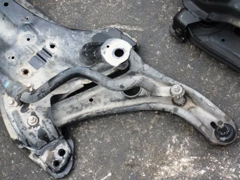 Ψαλίδι Εμπρός Δεξί για TOYOTA YARIS (2003 - 2005) (XP10) Ψαλίδι Εμπρός Δεξί για TOYOTA YARIS (2003 - 2005) (XP10)