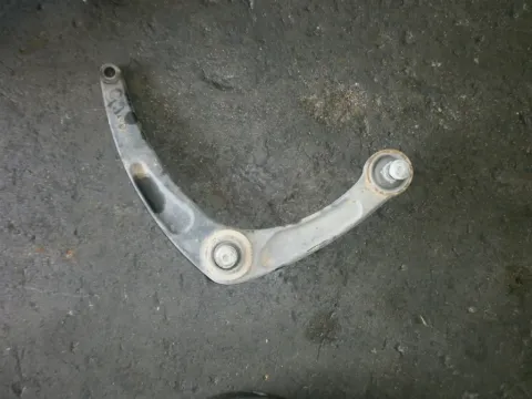 Ψαλίδι Εμπρός Δεξί για PEUGEOT 307 (2001 - 2005) (3A) (3C) 1600 (NFU) Petrol 109 16 valve Ψαλίδι Εμπρός Δεξί για PEUGEOT 307 (2001 - 2005) (3A) (3C) 1600 (NFU) Petrol 109 16 valve