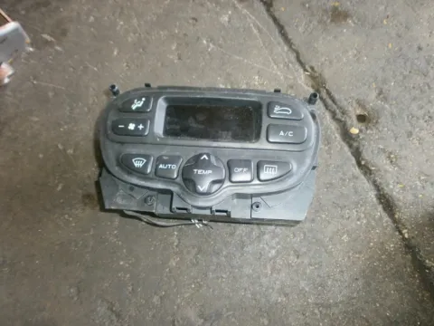 Χειριστήρια Καλοριφέρ 96430991XT για PEUGEOT 307 (2001 - 2005) (3A) (3C) 1600 (NFU) Petrol 109 16 valve Χειριστήρια Καλοριφέρ 96430991XT για PEUGEOT 307 (2001 - 2005) (3A) (3C) 1600 (NFU) Petrol 109 16 valve