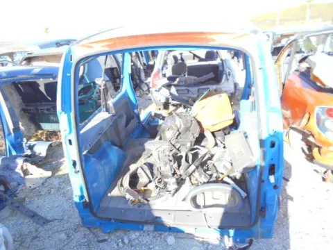 Τροπέτο Πίσω Με Άξονα για RENAULT KANGOO (1998 - 2003) (KC) *Δ* Τροπέτο Πίσω Με Άξονα για RENAULT KANGOO (1998 - 2003) (KC) *Δ*
