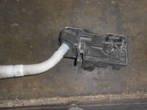 Δοχείο Υαλοκαθαριστήρων Με Μοτέρ για VW TIGUAN (2008 - 2012) (5N) Δοχείο Υαλοκαθαριστήρων Με Μοτέρ για VW TIGUAN (2008 - 2012) (5N)