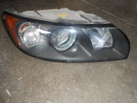 Φανάρι Εμπρός Δεξί (ΓΚΡΙ ΦΟΝΤΟ)  για VOLVO S40 (2004 - 2007) (MS) , V50 (2004 - 2007) (MW) Φανάρι Εμπρός Δεξί (ΓΚΡΙ ΦΟΝΤΟ)  για VOLVO S40 (2004 - 2007) (MS) , V50 (2004 - 2007) (MW)