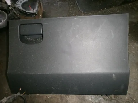 Ντουλαπάκι για TOYOTA YARIS (2009 - 2012) (XP90) 1300 (1NR-FE) Petrol 100 (NSP90) Ντουλαπάκι για TOYOTA YARIS (2009 - 2012) (XP90) 1300 (1NR-FE) Petrol 100 (NSP90)