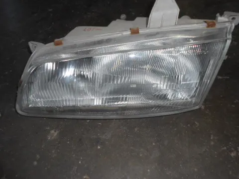 Φανάρι Εμπρός Αριστερό για HYUNDAI H-1 STAREX (1998 - 2001) Φανάρι Εμπρός Αριστερό για HYUNDAI H-1 STAREX (1998 - 2001)
