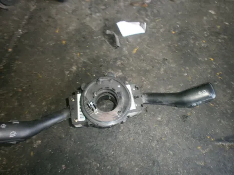 Διακόπτης Φώτων-Φλάς για SEAT LEON (1999 - 2005) (1MZ) 1600 (AUS) (AZD) (BCB) Petrol 105 16 v Διακόπτης Φώτων-Φλάς για SEAT LEON (1999 - 2005) (1MZ) 1600 (AUS) (AZD) (BCB) Petrol 105 16 v