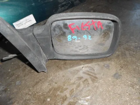 Καθρέπτης Εξωτερικός Δεξιός Μηχανικός για FORD ESCORT (1986 - 1990) MK4 Καθρέπτης Εξωτερικός Δεξιός Μηχανικός για FORD ESCORT (1986 - 1990) MK4