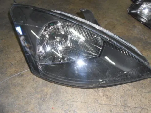 Φανάρι Εμπρός Δεξί για FORD FOCUS (1998 - 2001) Mk1a Ιμιτασιόν Φανάρι Εμπρός Δεξί για FORD FOCUS (1998 - 2001) Mk1a Ιμιτασιόν