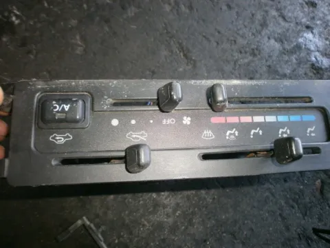Χειριστήρια Καλοριφέρ για DAIHATSU TERIOS (1997 - 2000) (J100) 1300 (HE-EJ) (HC) petrol 83 (J100) 4WD Χειριστήρια Καλοριφέρ για DAIHATSU TERIOS (1997 - 2000) (J100) 1300 (HE-EJ) (HC) petrol 83 (J100) 4WD
