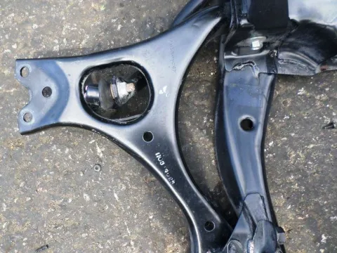 Ψαλίδι Εμπρός Δεξί για HONDA CIVIC (2006 - 2009), Sedan - 4dr , (2009 - 2011) Ψαλίδι Εμπρός Δεξί για HONDA CIVIC (2006 - 2009), Sedan - 4dr , (2009 - 2011)