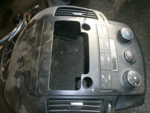 Χειριστήρια Καλοριφέρ για HYUNDAI i30 (2007 - 2012) Χειριστήρια Καλοριφέρ για HYUNDAI i30 (2007 - 2012)