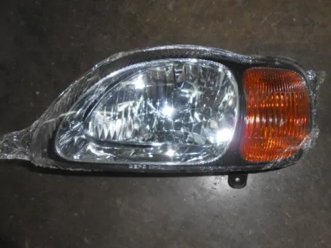Φανάρι Εμπρός Αριστερό για SUZUKI BALENO (1998 - 2001) (SY) Ιμιτασιόν Φανάρι Εμπρός Αριστερό για SUZUKI BALENO (1998 - 2001) (SY) Ιμιτασιόν