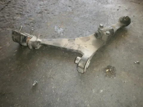 Ψαλίδι Εμπρός Αριστερό για CITROEN SAXO (1996 - 1999) (S) ΠΑΛΕΤΑ *2* *223976* Ψαλίδι Εμπρός Αριστερό για CITROEN SAXO (1996 - 1999) (S) ΠΑΛΕΤΑ *2* *223976*