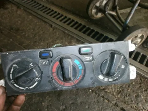 Χειριστήρια Καλοριφέρ για NISSAN ALMERA (1995 - 1998) (N15) Χειριστήρια Καλοριφέρ για NISSAN ALMERA (1995 - 1998) (N15)