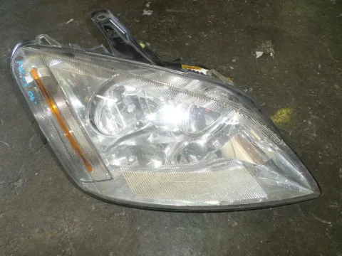 Φανάρι Εμπρός Δεξί για FORD C-MAX (2003 - 2006) Mk1a (C214) Φανάρι Εμπρός Δεξί για FORD C-MAX (2003 - 2006) Mk1a (C214)
