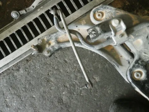 Ψαλίδι Εμπρός Αριστερό για PEUGEOT 208 (2012 - ) ( ) Ψαλίδι Εμπρός Αριστερό για PEUGEOT 208 (2012 - ) ( )