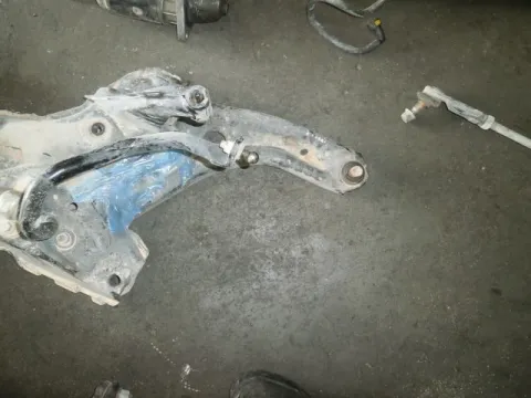Ψαλίδι Εμπρός Δεξί για FORD FIESTA (2008 - 2012) Mk6 (JA8) Ψαλίδι Εμπρός Δεξί για FORD FIESTA (2008 - 2012) Mk6 (JA8)