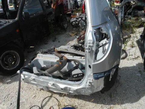 Τροπέτο Πίσω Με Θόλουs Και Σασί Με Άξονα για TOYOTA RAV-4 (2006 - 2009) (XA30) *Δ* Τροπέτο Πίσω Με Θόλουs Και Σασί Με Άξονα για TOYOTA RAV-4 (2006 - 2009) (XA30) *Δ*