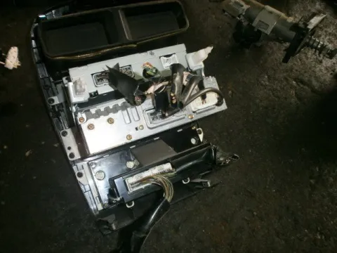 Χειριστήρια Καλοριφέρ για TOYOTA AVENSIS (2000 - 2003) (T220) 1600 3ZZ-FE petrol 110 VVT-i -  Χειριστήρια Καλοριφέρ για TOYOTA AVENSIS (2000 - 2003) (T220) 1600 3ZZ-FE petrol 110 VVT-i -