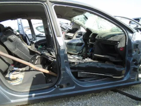 Τροπέτο Πίσω Με Άξονα Με Θόλουs Kαι Σασί για OPEL ASTRA (2004 - 2007) H Hatchback - 5dr *ΔΒ* -  Τροπέτο Πίσω Με Άξονα Με Θόλουs Kαι Σασί για OPEL ASTRA (2004 - 2007) H Hatchback - 5dr *ΔΒ* -