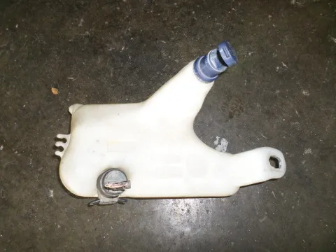 Δοχείο Υαλοκαθαριστήρων Με Μοτέρ για FIAT PUNTO (1999 - 2003) (188) Δοχείο Υαλοκαθαριστήρων Με Μοτέρ για FIAT PUNTO (1999 - 2003) (188)