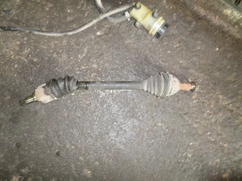 Ημιαξόνιο Εμπρός Αριστερό για FORD FOCUS (2002 - 2004) Mk1b 1600 (FYD_) Petrol 100 16V , (1998 - 2001) Mk1a Ημιαξόνιο Εμπρός Αριστερό για FORD FOCUS (2002 - 2004) Mk1b 1600 (FYD_) Petrol 100 16V , (1998 - 2001) Mk1a