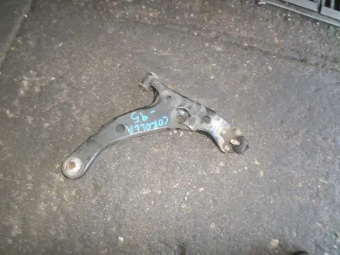 Ψαλίδι Εμπρός Δεξί για TOYOTA COROLLA (1992 - 1997) (AE100) Ψαλίδι Εμπρός Δεξί για TOYOTA COROLLA (1992 - 1997) (AE100)