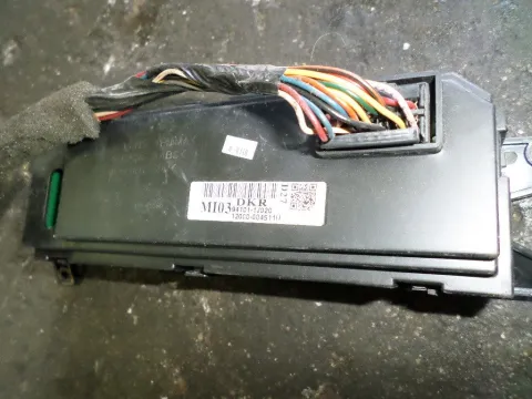 Οθόνη 941011J020 για HYUNDAI i20 (2009 - 2011) 1400 petrol G4FA 101 -  Οθόνη 941011J020 για HYUNDAI i20 (2009 - 2011) 1400 petrol G4FA 101 -