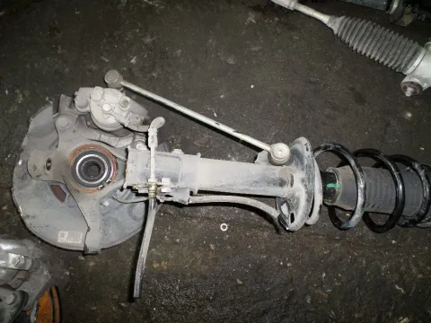 Άκρο Πλήρες Εμπρός Δεξί Με ABS για TOYOTA YARIS (2012 - ) ( ) 1400 Diesel D4-D 90hp Άκρο Πλήρες Εμπρός Δεξί Με ABS για TOYOTA YARIS (2012 - ) ( ) 1400 Diesel D4-D 90hp