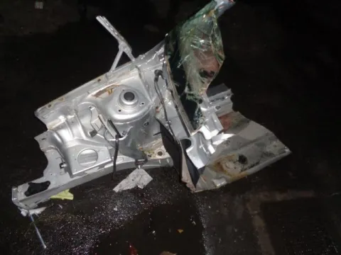 Σασί Εμπρός Δεξιό ( Κολόνα) για SKODA ROOMSTER (2006 - 2011) (5J) *Δ* -  Σασί Εμπρός Δεξιό ( Κολόνα) για SKODA ROOMSTER (2006 - 2011) (5J) *Δ* -