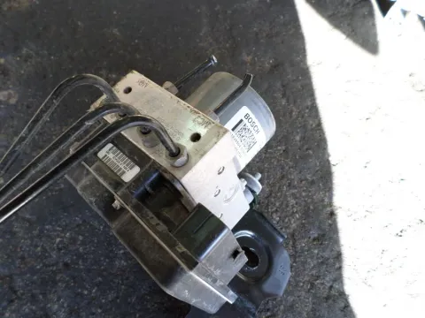 Μονάδα ABS 0265230306 για FIAT PUNTO (2009 - 2012) (199) EVO 1400 (955A2.000) Petrol 135 16V Abarth Μονάδα ABS 0265230306 για FIAT PUNTO (2009 - 2012) (199) EVO 1400 (955A2.000) Petrol 135 16V Abarth
