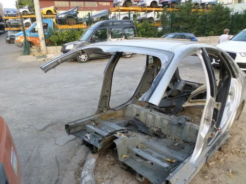 Τροπέτο Πίσω Με Άξονα Με ΑΒS για CITROEN C5 (2001 - 2004) (DC) Hatchback - 5dr *Δ* Τροπέτο Πίσω Με Άξονα Με ΑΒS για CITROEN C5 (2001 - 2004) (DC) Hatchback - 5dr *Δ*