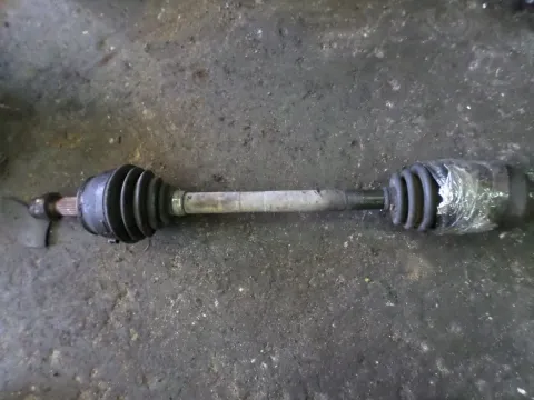 Ημιαξόνιο Εμπρός Αριστερό για FIAT PUNTO (1994 - 1999) (176) Ημιαξόνιο Εμπρός Αριστερό για FIAT PUNTO (1994 - 1999) (176)