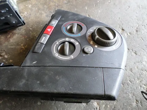Χειριστήρια Καλοριφέρ για DAIHATSU CUORE (2007 - ) VIII 1000 1KR-FE petrol 70 ΠΑΛΕΤΑ 1 *239595* Χειριστήρια Καλοριφέρ για DAIHATSU CUORE (2007 - ) VIII 1000 1KR-FE petrol 70 ΠΑΛΕΤΑ 1 *239595*
