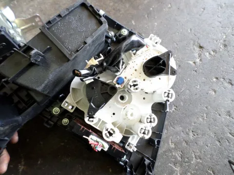 Χειριστήρια Καλοριφέρ για DAIHATSU CUORE (2007 - ) VIII 1000 1KR-FE petrol 70 ΠΑΛΕΤΑ 1 *239595* -  Χειριστήρια Καλοριφέρ για DAIHATSU CUORE (2007 - ) VIII 1000 1KR-FE petrol 70 ΠΑΛΕΤΑ 1 *239595* -