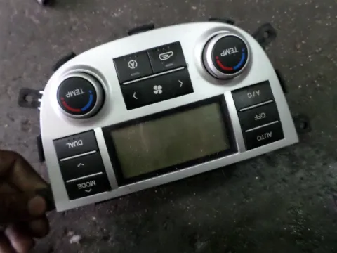 Χειριστήρια Καλοριφέρ με Κλίμα για HYUNDAI SANTA FE (2007 - 2010) (CM) 2700 G6EA petrol 189 V6 Χειριστήρια Καλοριφέρ με Κλίμα για HYUNDAI SANTA FE (2007 - 2010) (CM) 2700 G6EA petrol 189 V6