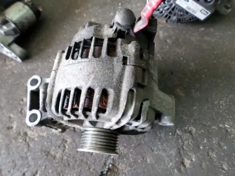 Δυναμό - Εναλλάκτης 7G9N10300CC για FORD FIESTA (2008 - 2012) Mk6 (JA8) , (2012 - ) ( ) Δυναμό - Εναλλάκτης 7G9N10300CC για FORD FIESTA (2008 - 2012) Mk6 (JA8) , (2012 - ) ( )