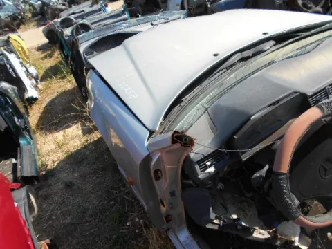 Τροπέτο Εμπρός Δεν Έχει Μηχανή Και Σασμάν για MERCEDES E - CLASS (1985 - 1993) (W124) 2500 (OM 602.962) diesel 126 250 TD Turbo , 2500 (OM 602.962) diesel 126 250 Turbo-D *ΔΒ* - 