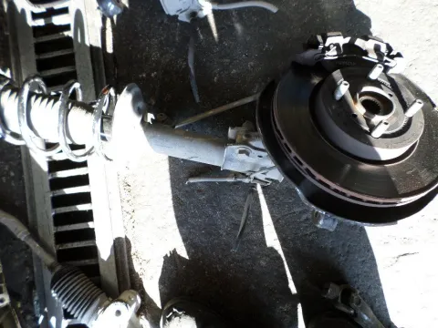 Άκρο Πλήρες Εμπρός Δεξί Με ABS για TOYOTA YARIS (2012 - ) ( ) Άκρο Πλήρες Εμπρός Δεξί Με ABS για TOYOTA YARIS (2012 - ) ( )