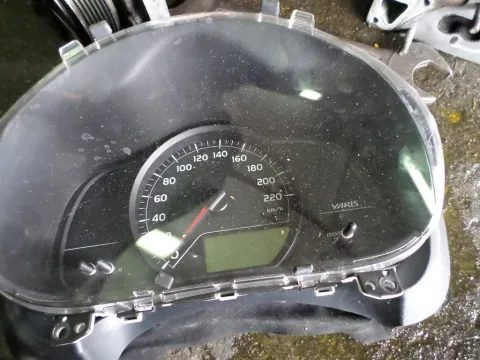 Κοντέρ για TOYOTA YARIS (2012 - ) ( ) Diesel Κοντέρ για TOYOTA YARIS (2012 - ) ( ) Diesel