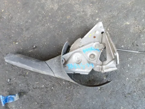 Χειρόφρενο Καστάνια Χειροφρένου για TOYOTA YARIS (2012 - ) ( ) Χειρόφρενο Καστάνια Χειροφρένου για TOYOTA YARIS (2012 - ) ( )