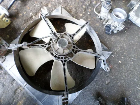 Βεντιλατέρ Ψυγείου Κινητήρα (Νερού) για NISSAN ALMERA (1995 - 1998) (N15) Βεντιλατέρ Ψυγείου Κινητήρα (Νερού) για NISSAN ALMERA (1995 - 1998) (N15)