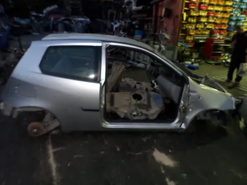 Τροπέτο Αμάξι με Πίσω Άξονα Ταμπούρα για FIAT PUNTO (1999 - 2003) (188) Hatchback - 3dr *Δ* Τροπέτο Αμάξι με Πίσω Άξονα Ταμπούρα για FIAT PUNTO (1999 - 2003) (188) Hatchback - 3dr *Δ*