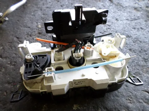 Χειριστήρια Καλοριφέρ για MAZDA 2 (2008 - 2011) (DE) - 